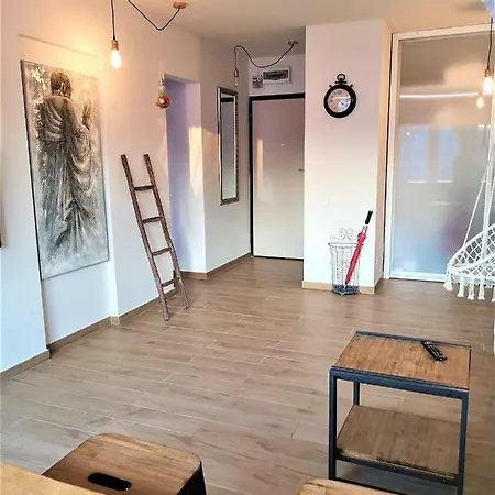 Apartment Ruby Globe Bucharest